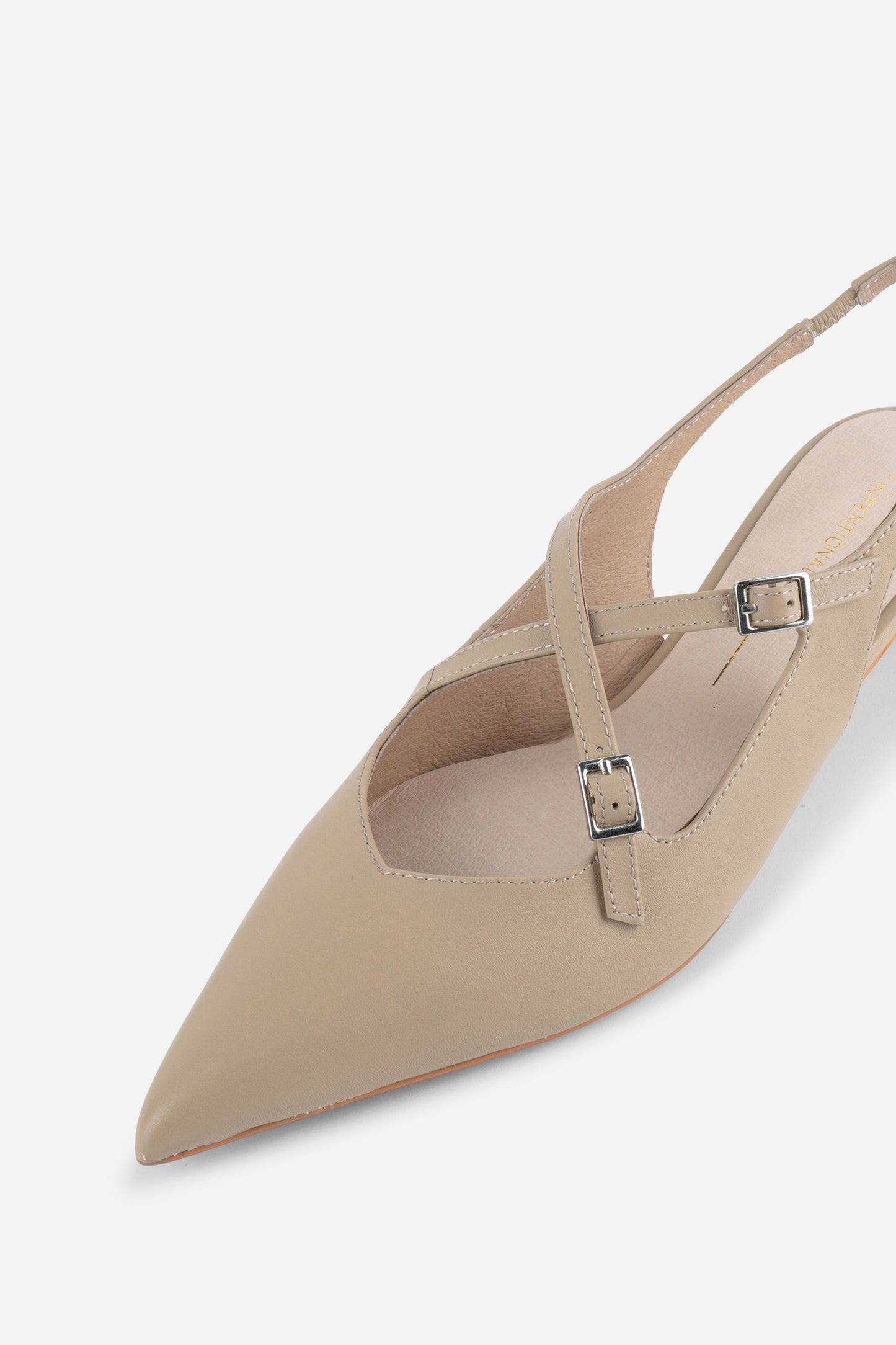 Intentionally Blank JAX SLINGBACK KITTEN HEEL