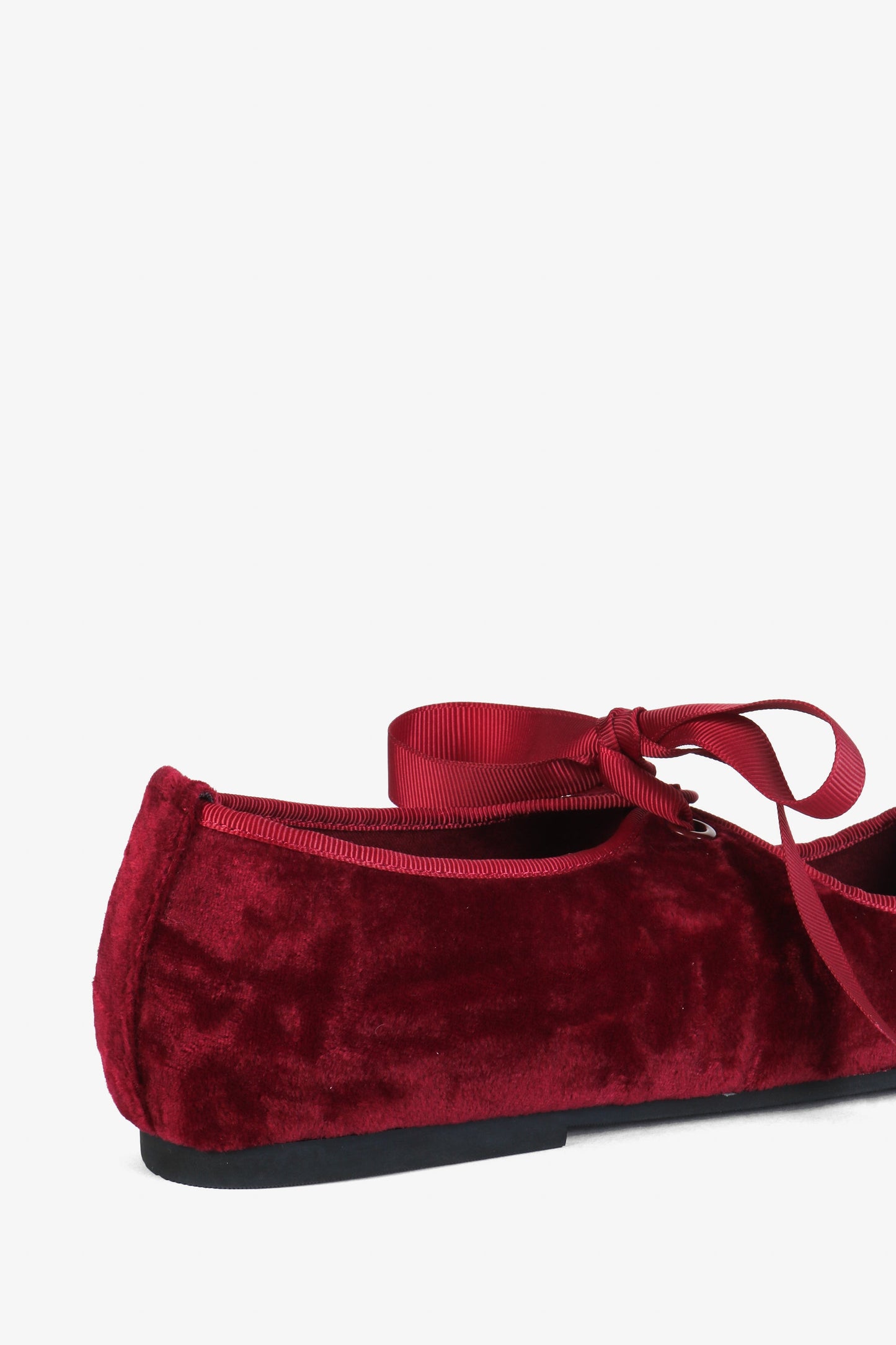 Intentionally Blank VALLEY VELVET BALLET FLAT