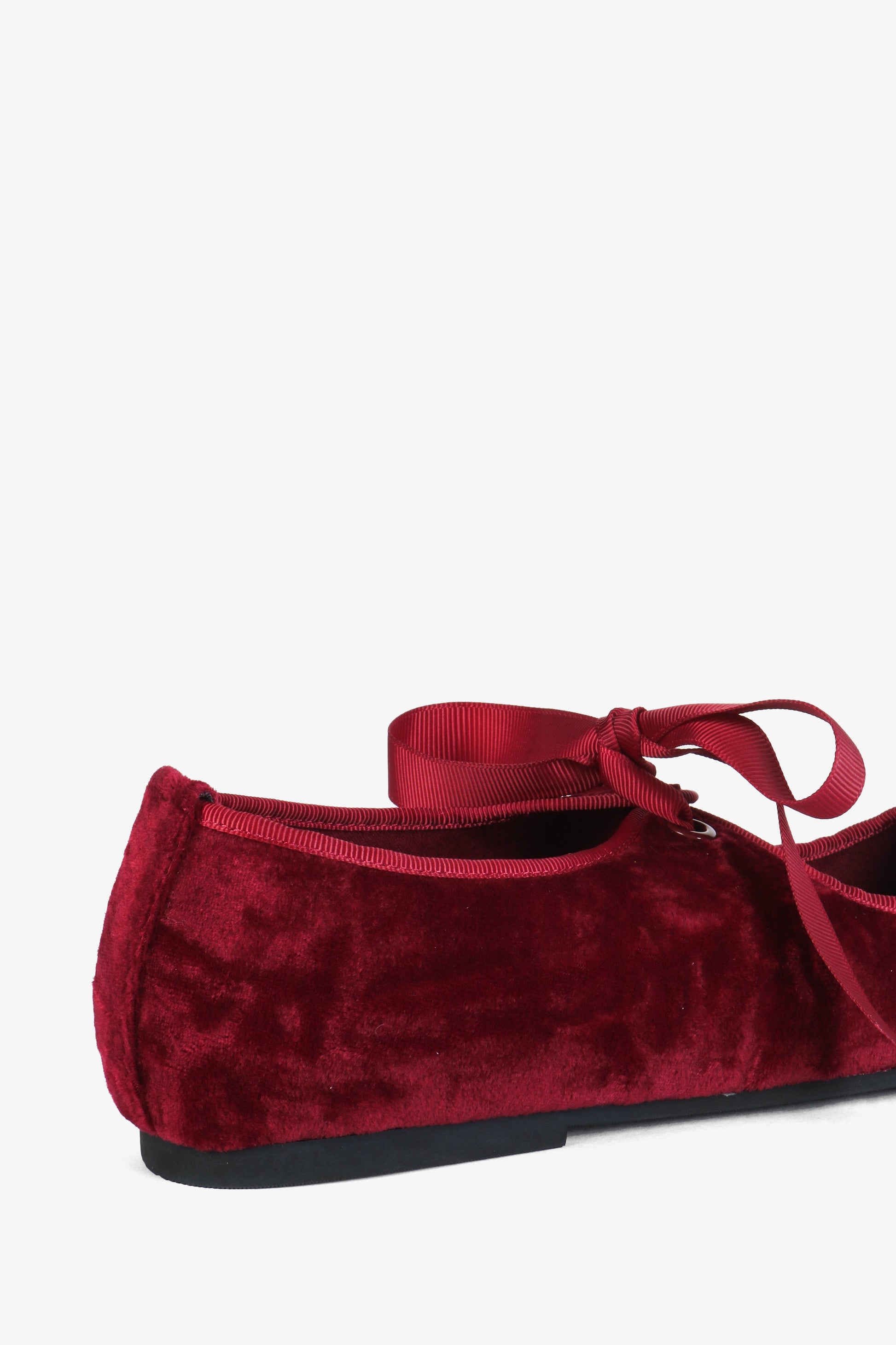 Intentionally Blank VALLEY VELVET BALLET FLAT