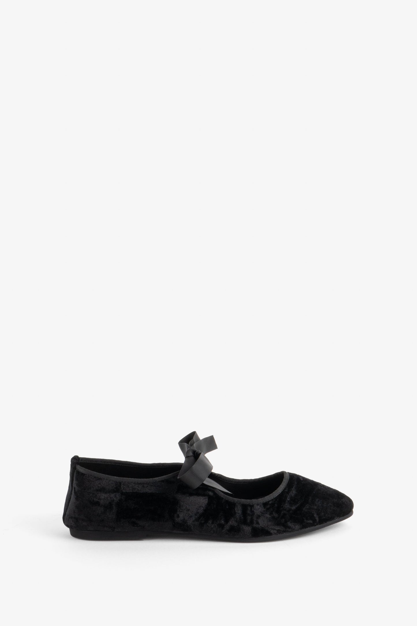 Intentionally Blank VALLEY VELVET BALLET FLAT
