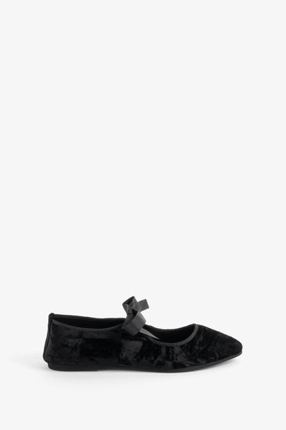 Intentionally Blank VALLEY VELVET BALLET FLAT