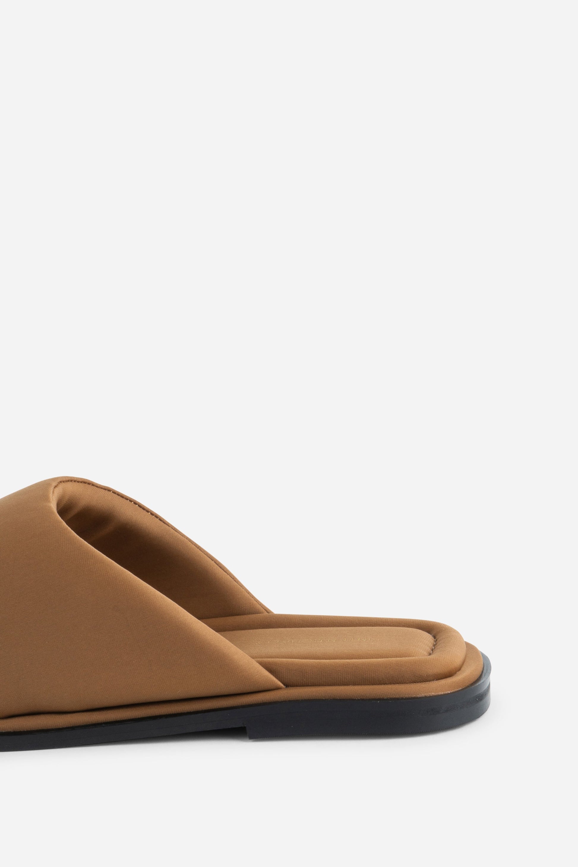 Intentionally Blank SEOUL VEGAN NEOPRENE THONG SANDAL