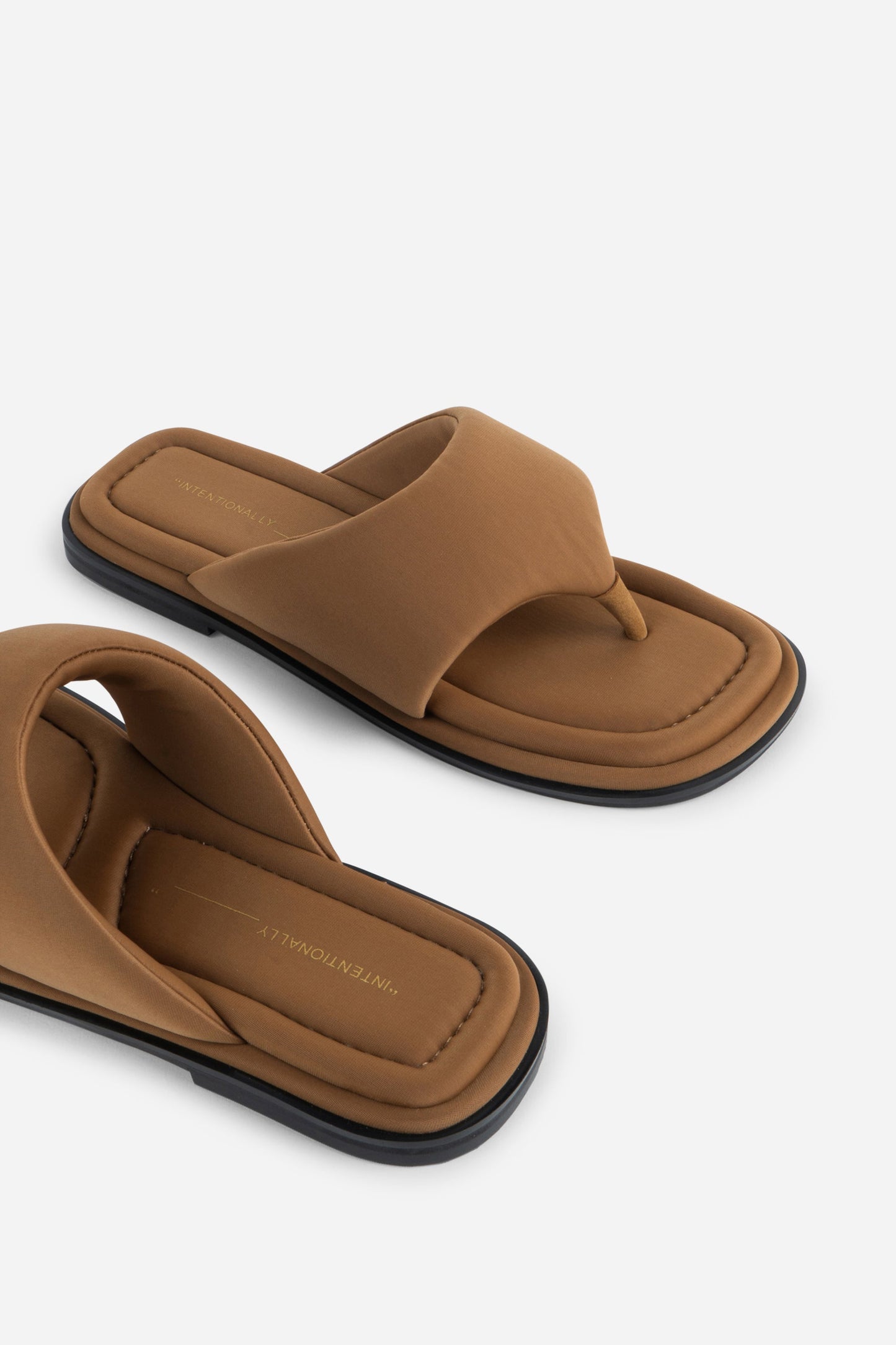 Intentionally Blank SEOUL VEGAN NEOPRENE THONG SANDAL