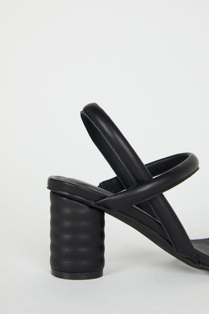 Intentionally Blank KIFTON LEATHER HEEL