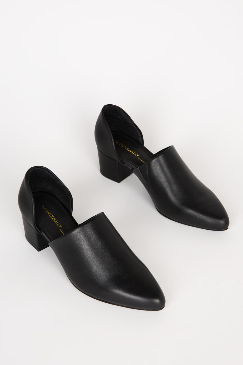 Intentionally Blank PERF-HI HEEL