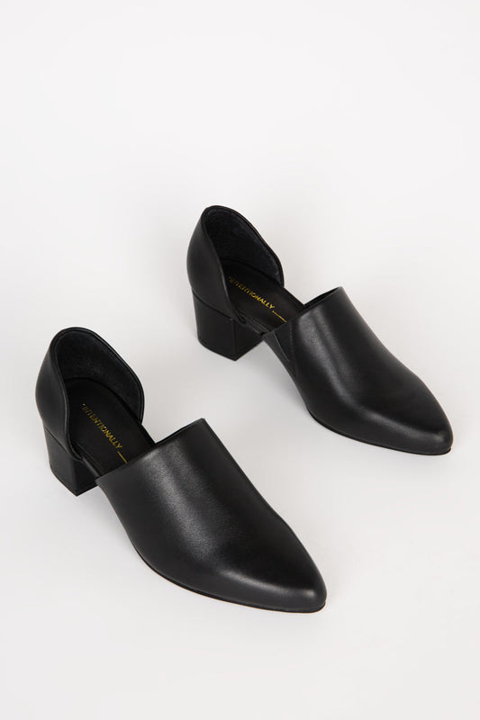 Intentionally Blank PERF-HI HEEL