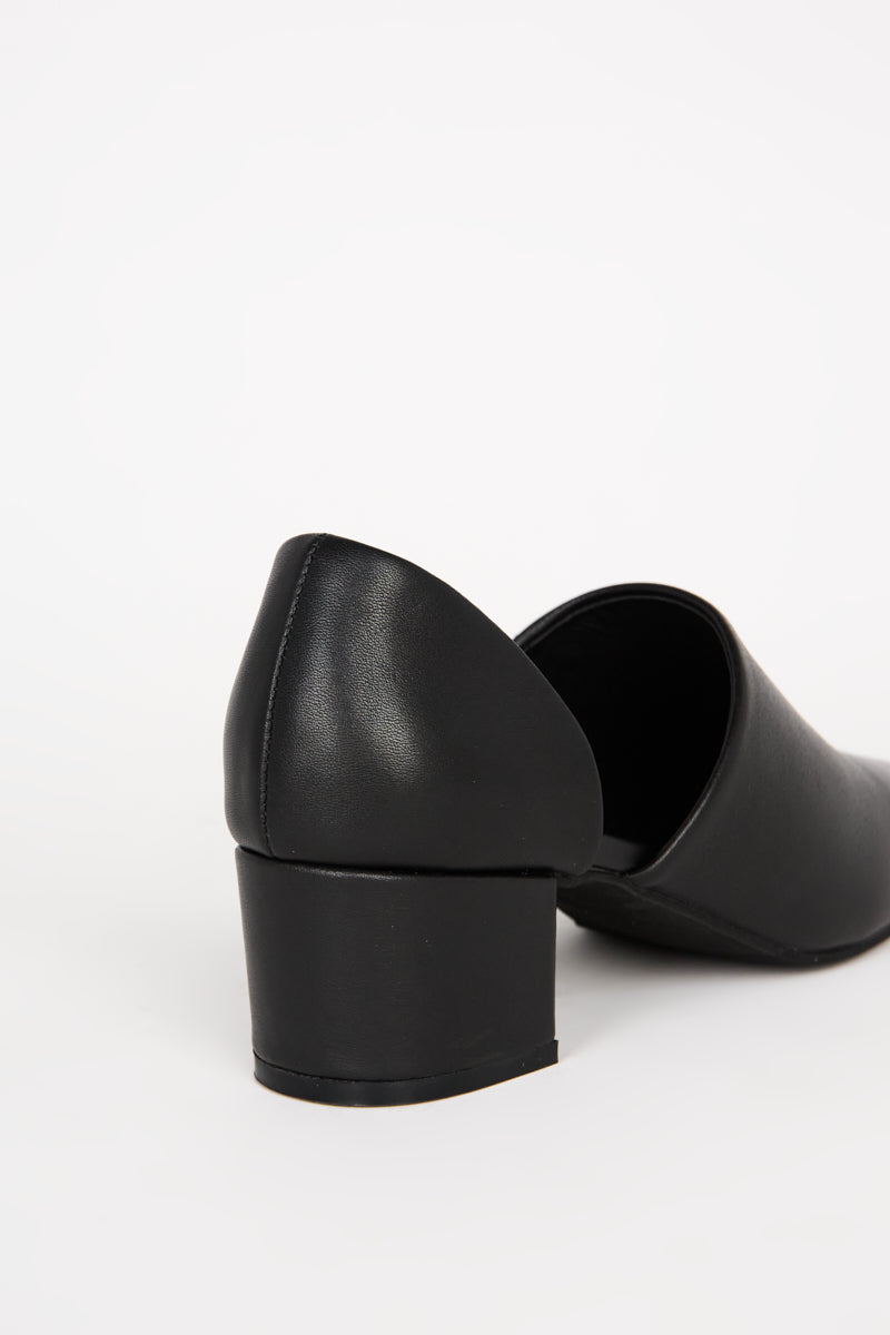 Intentionally Blank PERF-HI HEEL