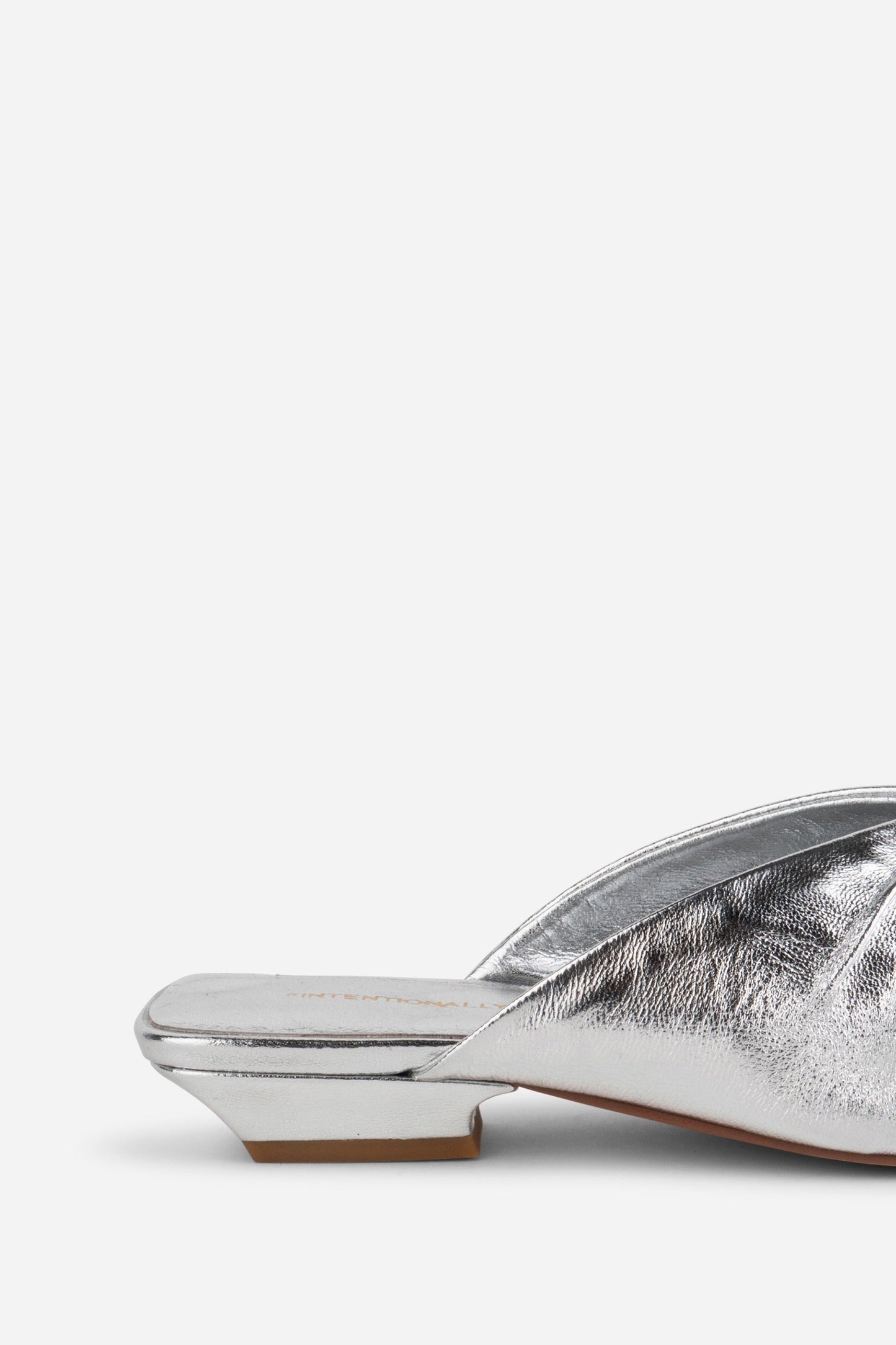 Intentionally Blank NOAH PIERCED MULE