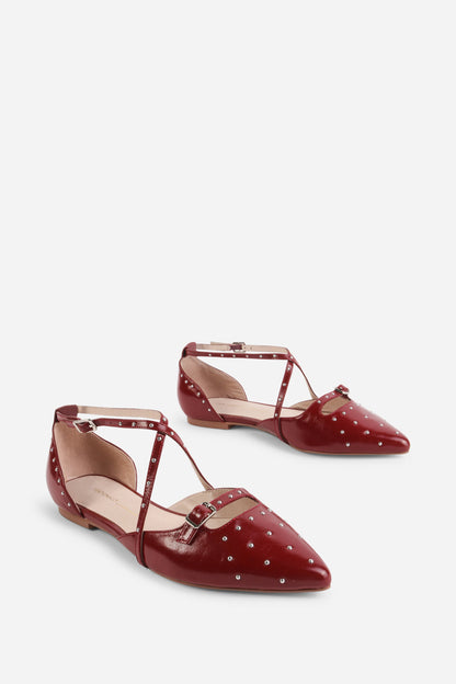 Intentionally Blank CROWD STUDDED CRISS CROSS FLAT