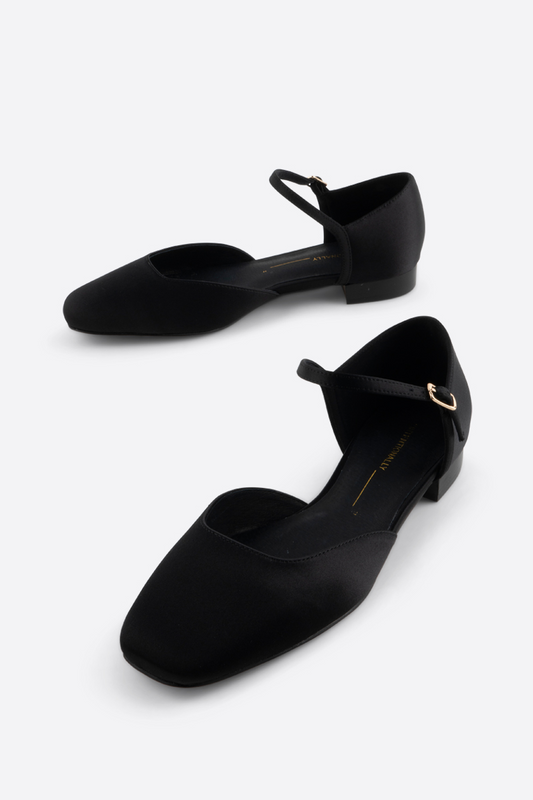 Intentionally Blank ELIZABETH SATIN MARY JANE