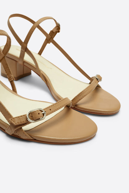 Intentionally Blank TOAST NATURAL SOLE HEEL