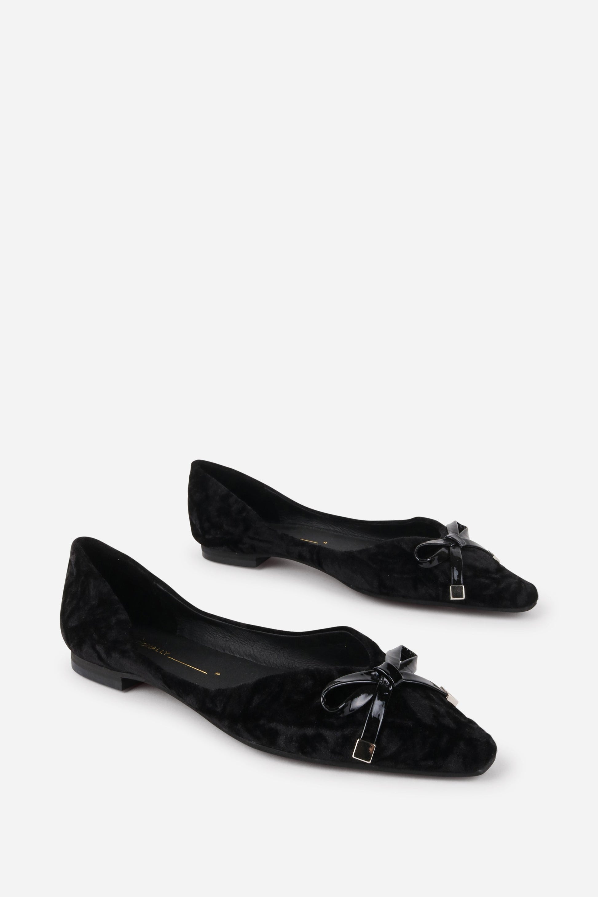 Intentionally Blank CECILIA VELVET BALLET FLAT