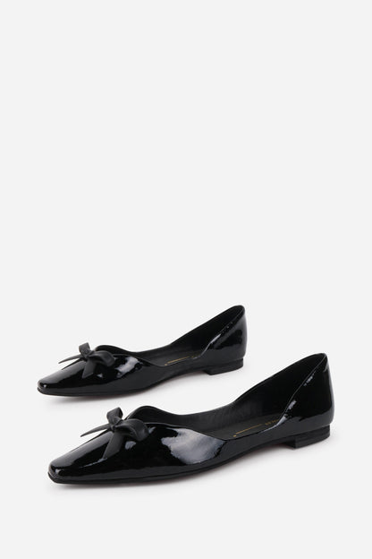 Intentionally Blank CECILIA PATENT BALLET FLAT