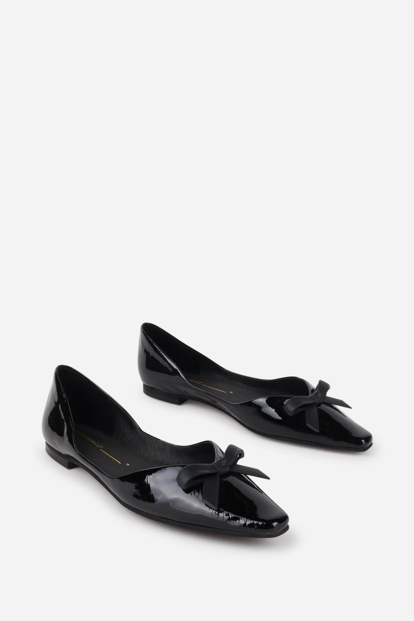 Intentionally Blank CECILIA PATENT BALLET FLAT