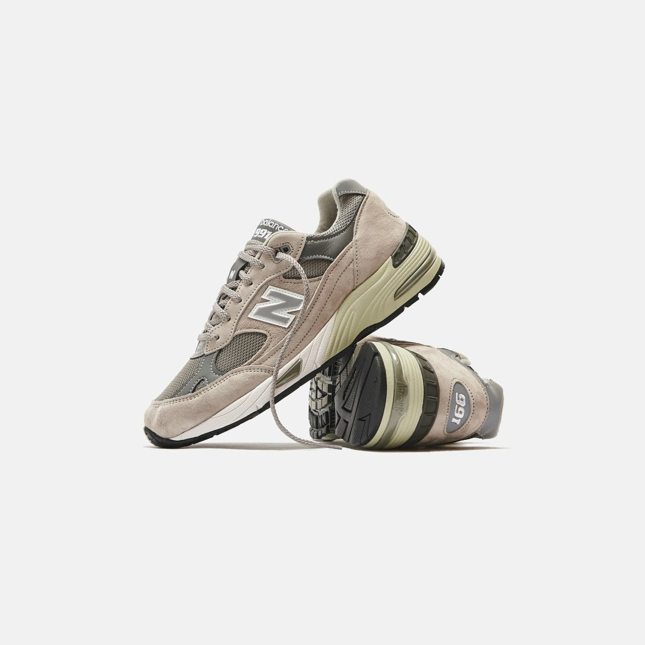 Men Kith New Balance Made in UK 991 - Grey / White