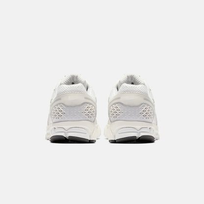 Men Kith Nike Zoom Vomero 5 SP - Vast Grey / Black / Sail