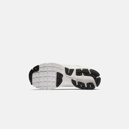 Men Kith Nike Zoom Vomero 5 SP - Vast Grey / Black / Sail