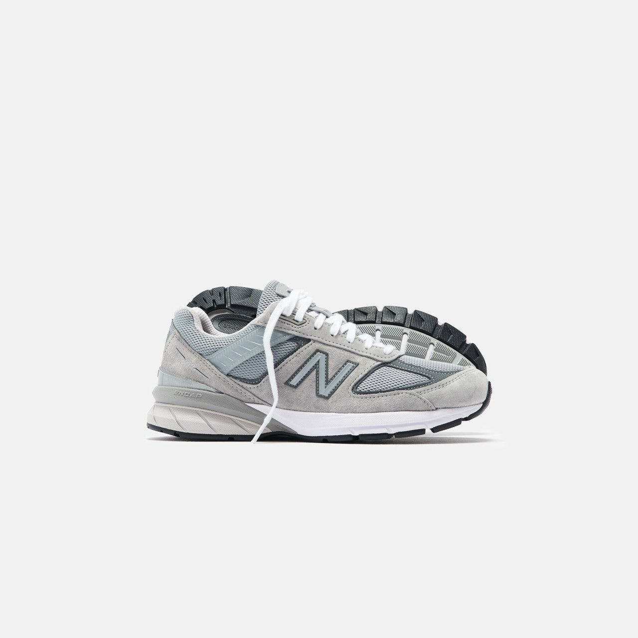 Men Kith New Balance Made in USA 990v5 - Grey / Castlerock