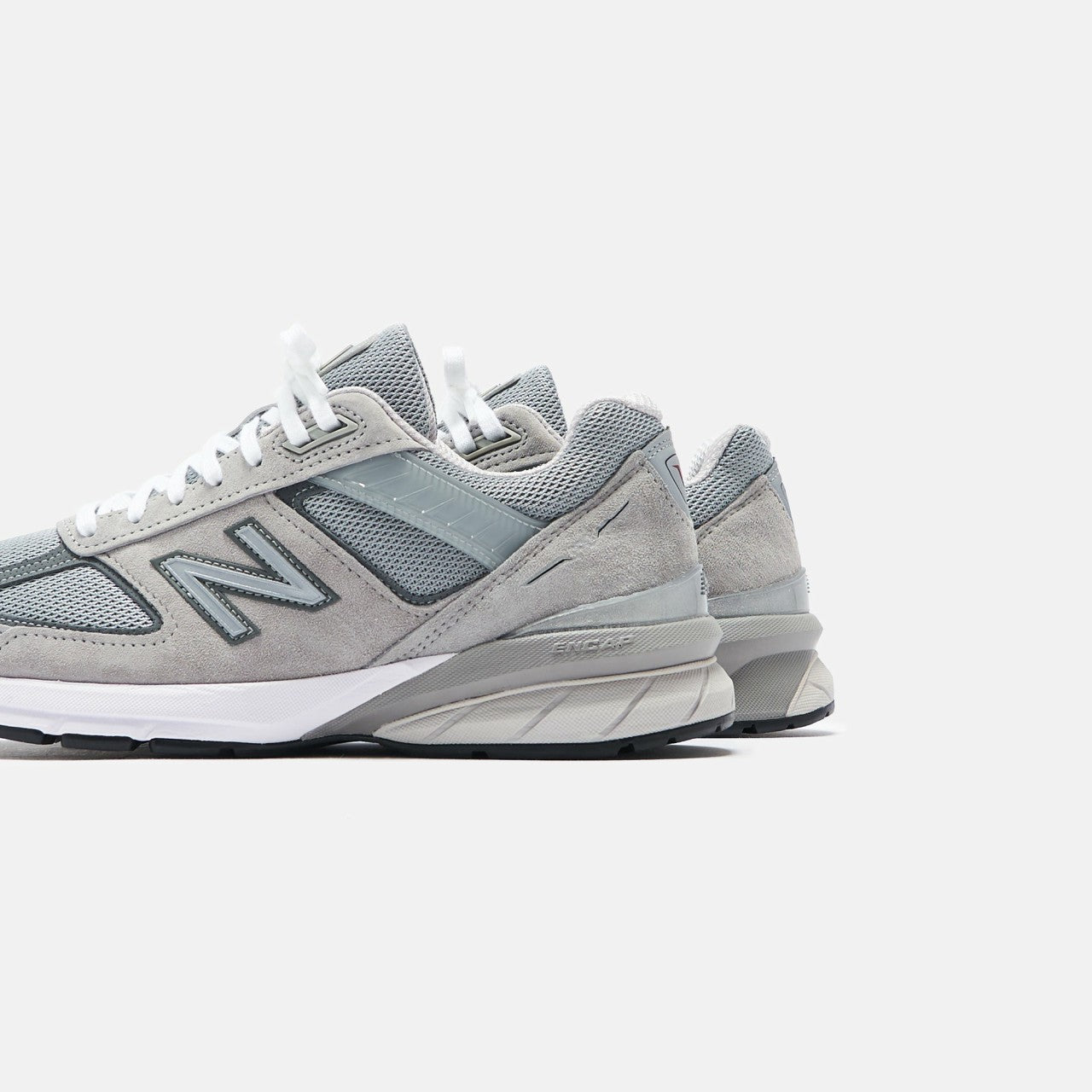 Men Kith New Balance Made in USA 990v5 - Grey / Castlerock