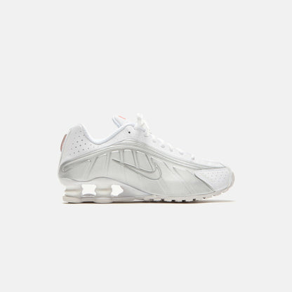 Women Kith Nike WMNS Shox R4 - White / Metallic Silver / Max Orange / White