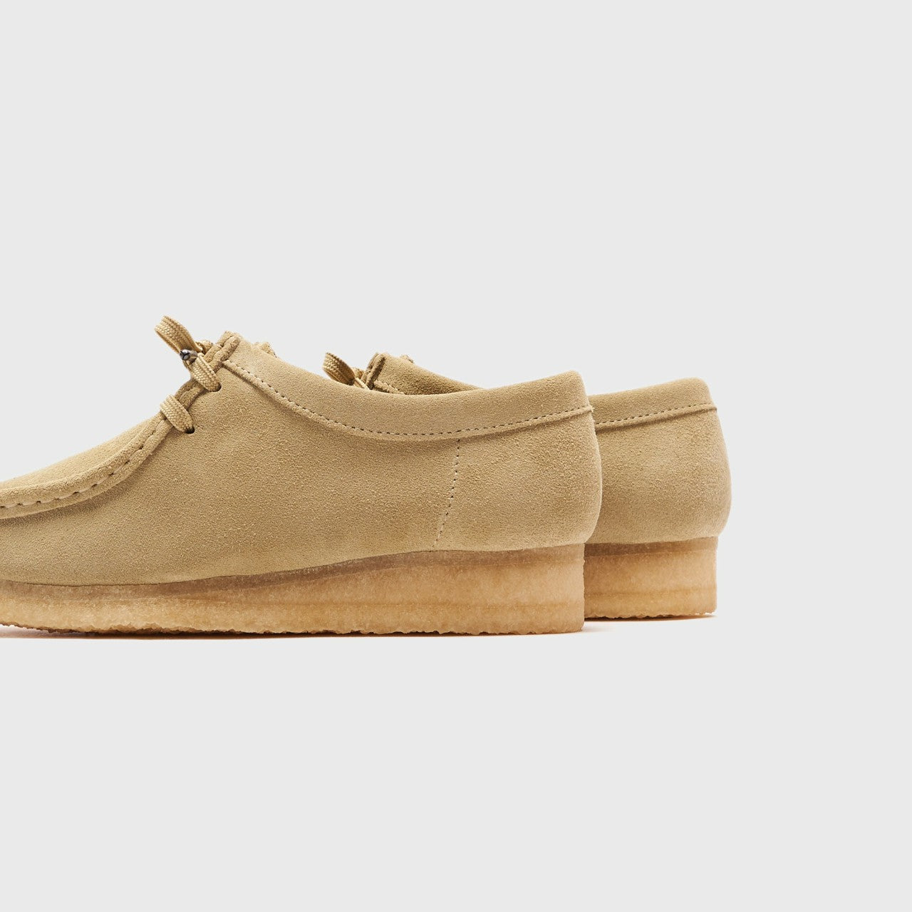 Women Kith Clarks WMNS Wallabee Low - Maple