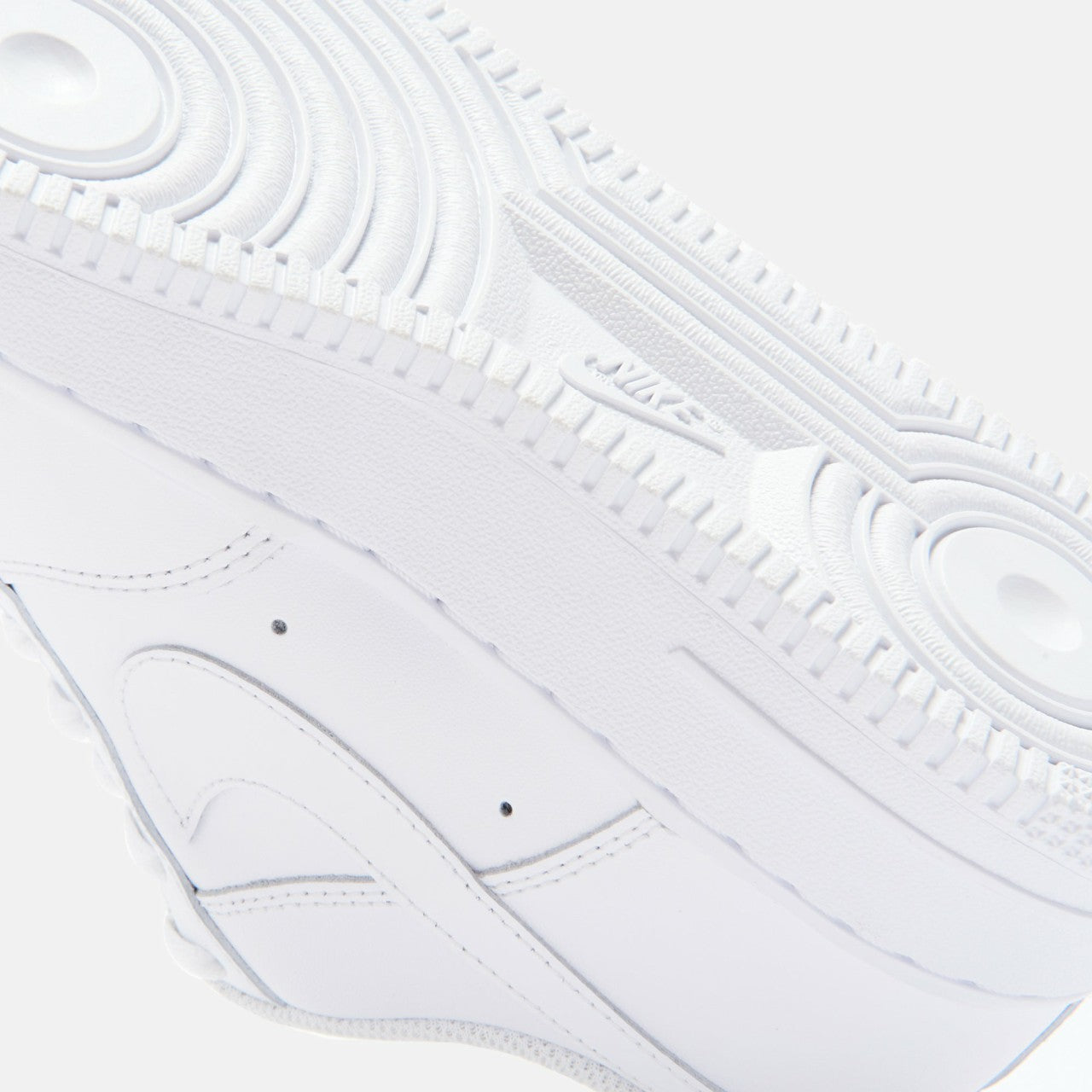 Men Kith Nike Air Force 1 `07 - White