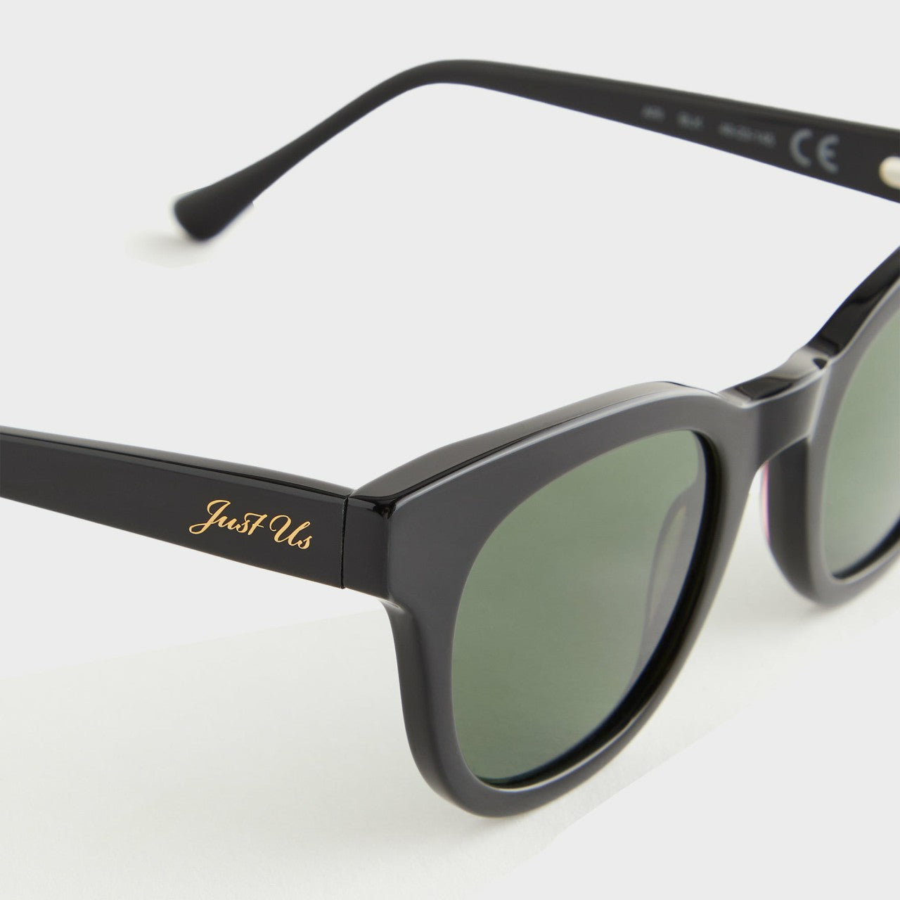 Women Kith Kith Women Ari Black Sunglasses - Black