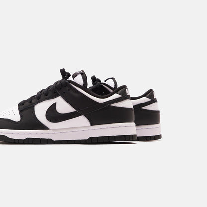 Women Kith Nike WMNS Dunk Low - White / Black