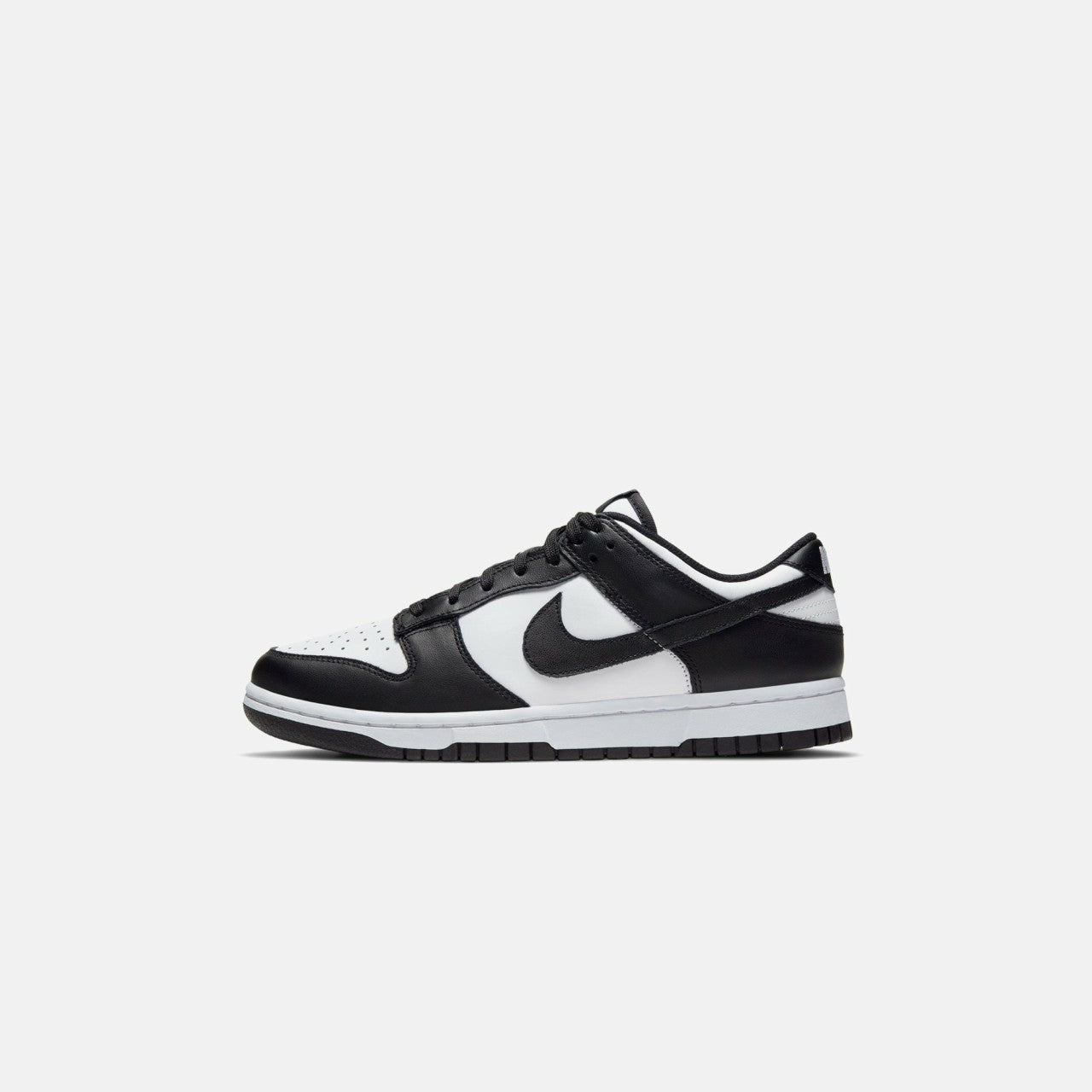 Women Kith Nike WMNS Dunk Low - White / Black
