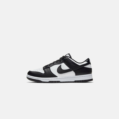 Women Kith Nike WMNS Dunk Low - White / Black