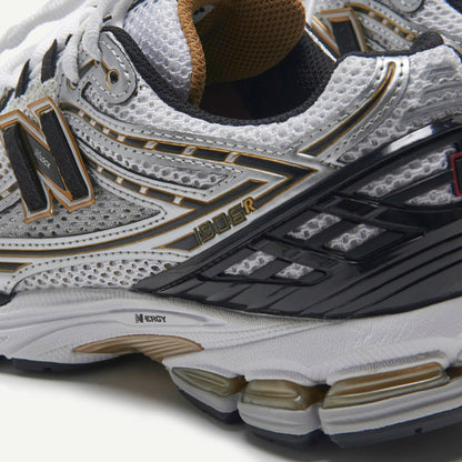 Men Kith New Balance 1906R - Metallic Silver