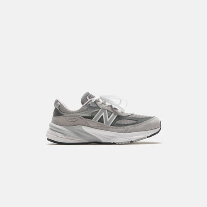 Men Kith New Balance 990V6 - Grey