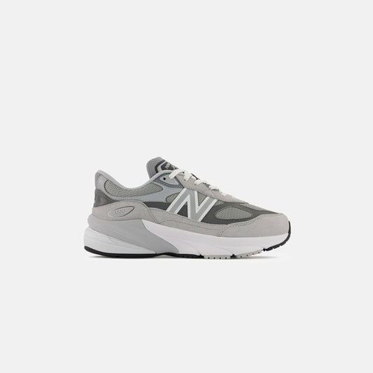 Kids Kith New Balance Grade School 990v6 - Grey