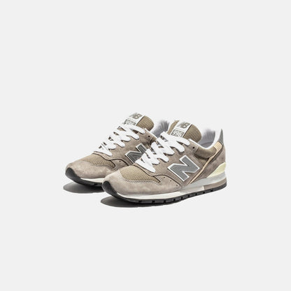 Men Kith New Balance Made in USA 996 - Grey / Silver