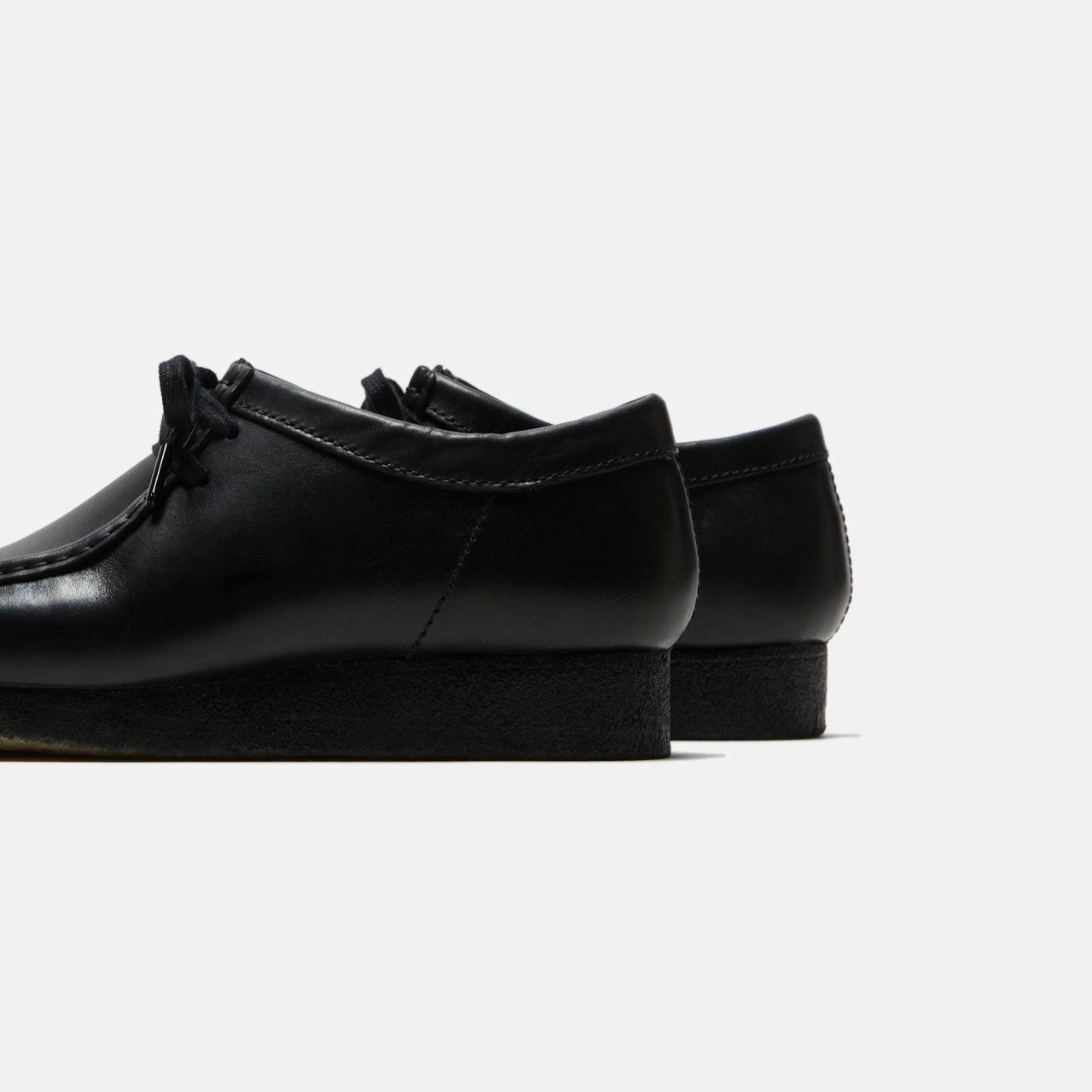 Men Kith Clarks Wallabee - Black Leather