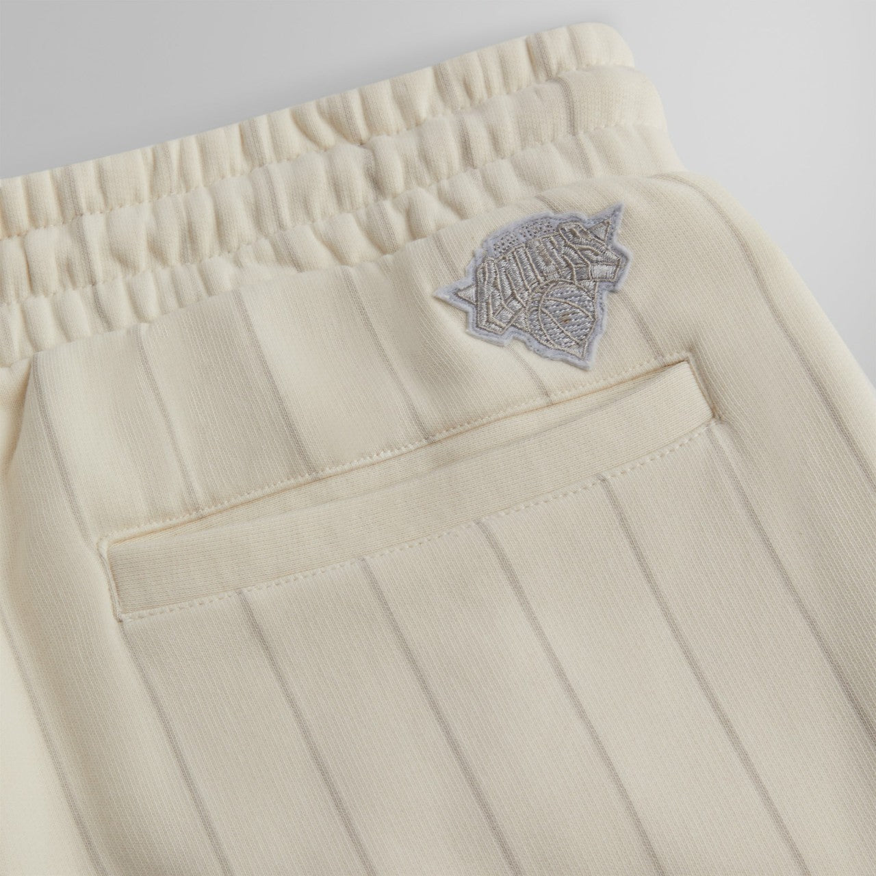 Men Kith Kith for the New York Knicks NY Pinstripe Williams I Sweatpant - Sandr