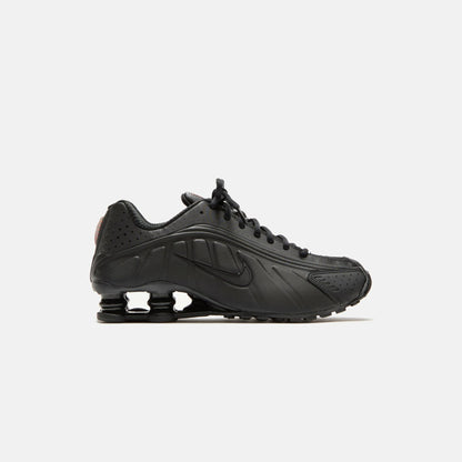 Women Kith Nike WMNS Shox R4 - Black / Black / Max Orange