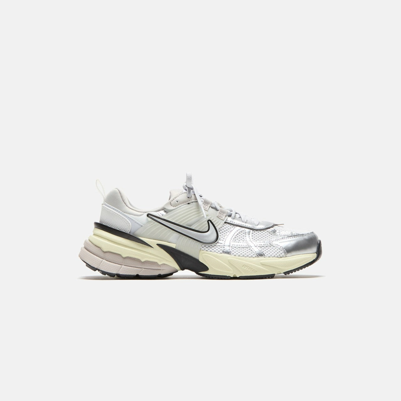 Men Kith Nike V2K Run - Summit White / Metallic Silver