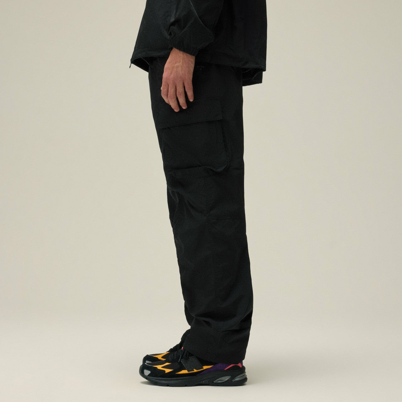 Men Kith Kith Wrinkle Nylon Bristol Cargo Pant - Black