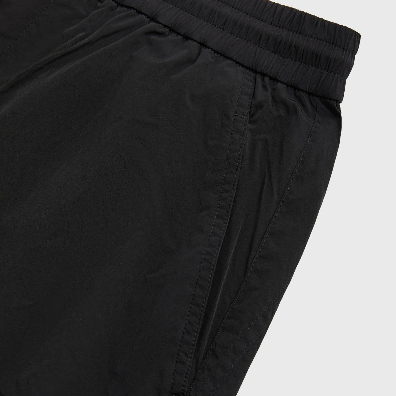 Men Kith Kith Wrinkle Nylon Mercer 8 Pant - Black