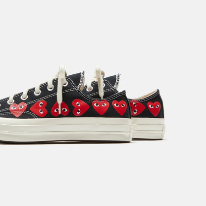 Men Kith Comme Des Garçons Play x Converse Multi Heart Low Top - Black / Red