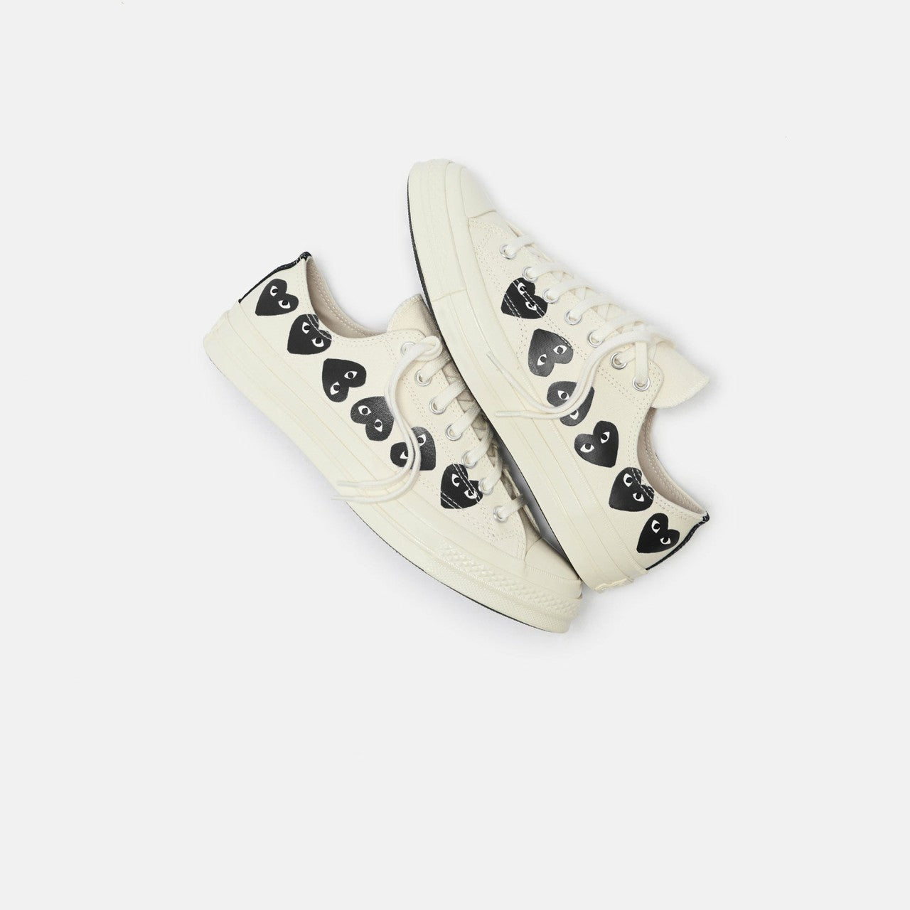 Men Kith Comme Des Garçons Play x Converse Multi Heart Low Top - Beige / Black