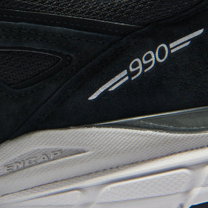Men Kith New Balance Made in USA 990v4 - Black