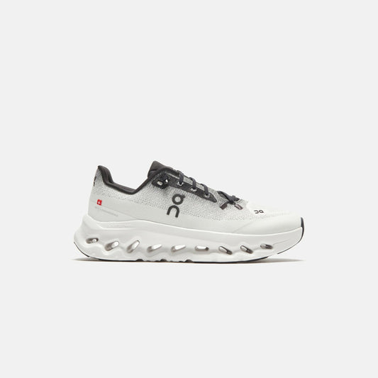 Women Kith On Running WMNS Cloudtilt - Black / Ivory