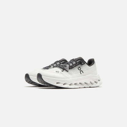 Women Kith On Running WMNS Cloudtilt - Black / Ivory