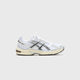 White / Cloud Grey
