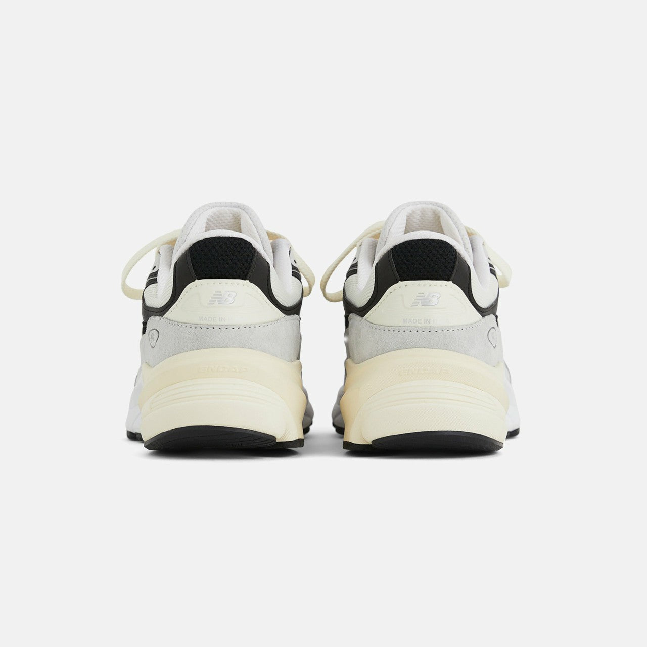 Men Kith New Balance Made in USA 990v6 - Grey / Black