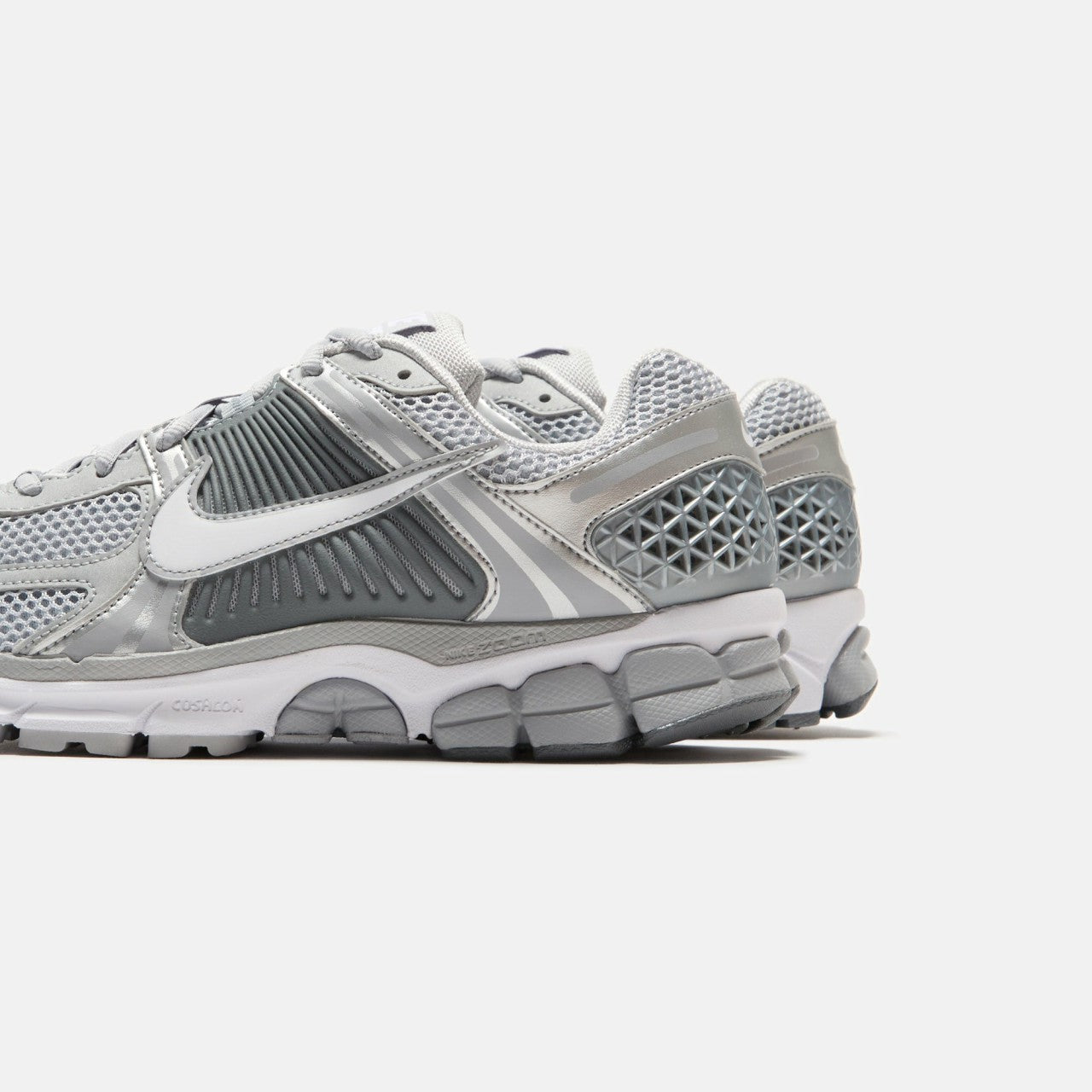 Men Kith Nike Zoom Vomero 5 - Met Wolf Grey / White / Metallic Silver