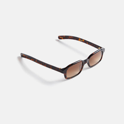 Men Kith Flatlist Hanky Sunglasses - Dark Tortoise / Brown Gradient Lens