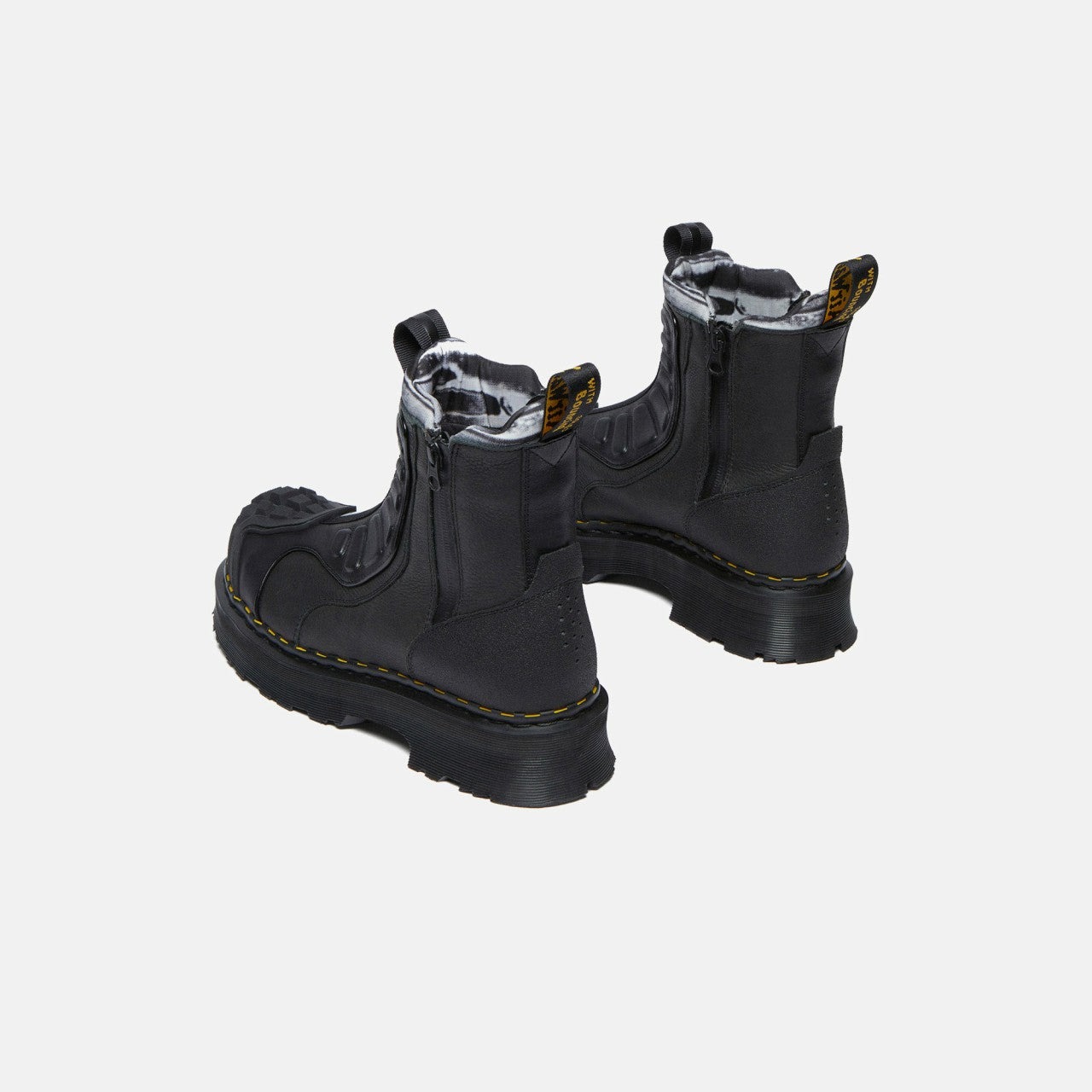 Men|Women Kith Dr. Martens 14XX 2976 Chelsea Boot - Black Tailgate